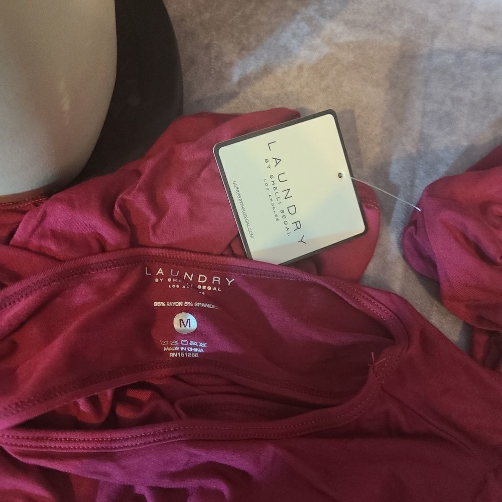 Laundry Pink Open Back Top Size Medium - Picture 4 of 4